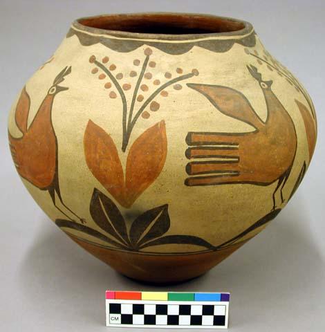 Pottery vessel