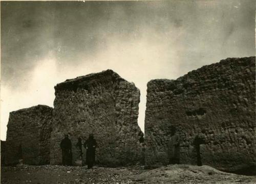 Adobe burial towers