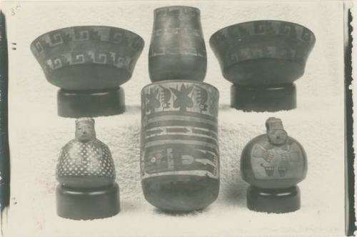 Collection of pottery vessels