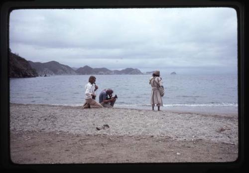 Robert Gardner and Robert Fulton filming Mama Marco - Ika

