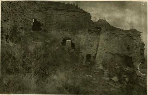 Oroya burial houses