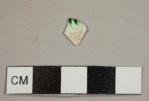 Green, feather-edged pearlware sherd