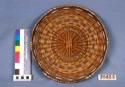 Wicker basket tray