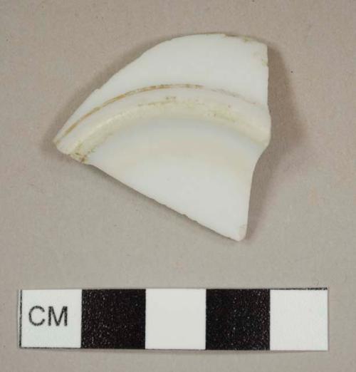 European porcelain tea cup base sherd with overglaze gold line painted around exterior of the footring