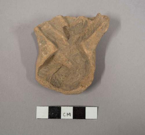 Ceramic mold fragment