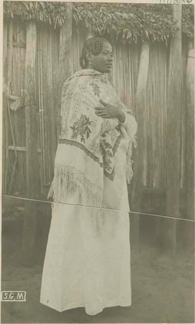 Woman wearing a shawl