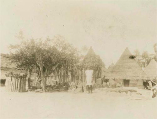 Town Medicine Chief's grave