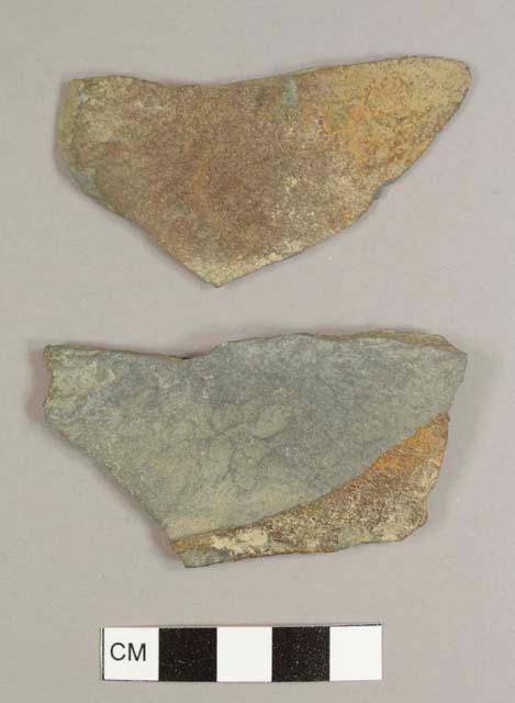 Field stone pieces, two mend together