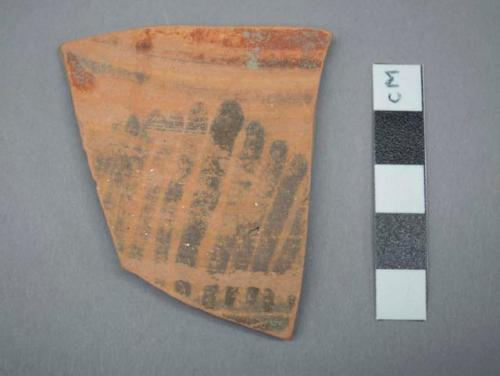 Painted potsherd (bichrome)