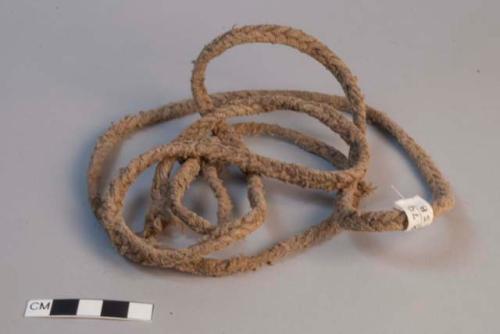 Braided rope for hobbling shoats (gupi)