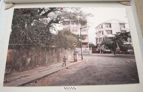 Corner of Almeida Ribeiro and Patrice Lumumba Avenues, Maputo, Mozambique, 2007
