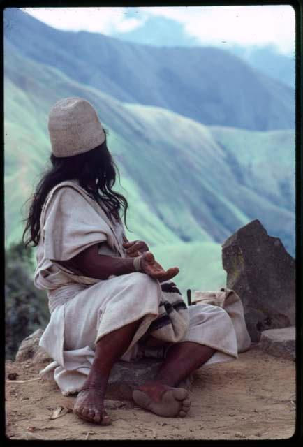 Ika mama looking out over mountains

