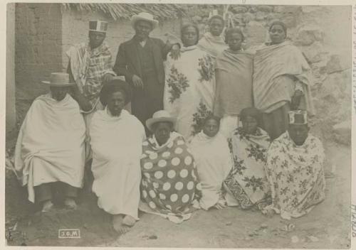 Chief Tahavalo and family