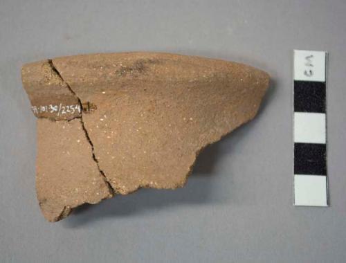 Pucara Mica plain rim sherd