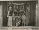 Manchu family of seven