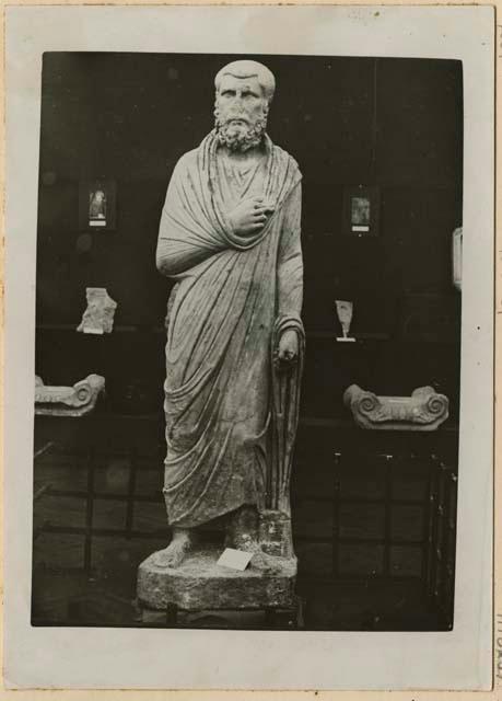 Statue of a bourgois of Stobi