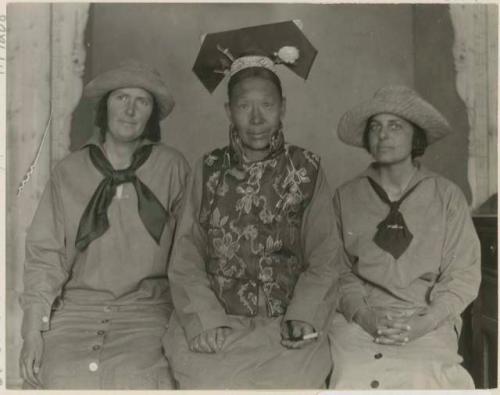 A Manchu grandmother and her two American visitors