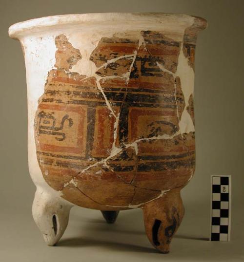 Restored Buenos Aires polychrome pottery tripod jar