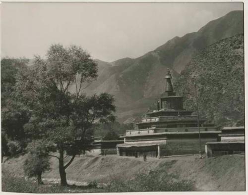 Golden stupa, Labrang, Tibet