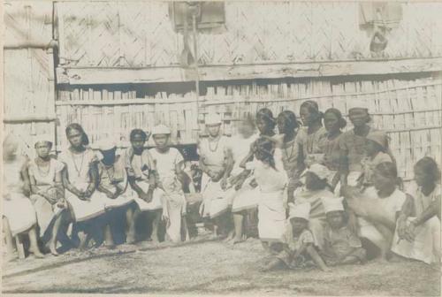 Group of Tingian women and girls