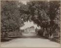 Memorial Well from the avenue in Kanpur