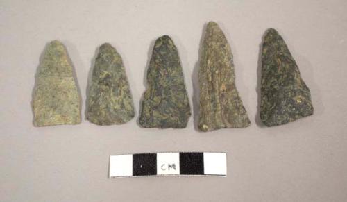 Arrowheads, long, triangular