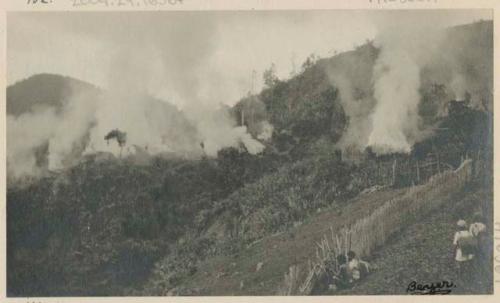 Ifugao people fighting Constabulary troops