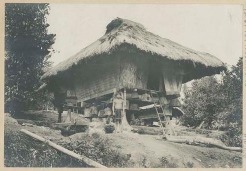 Small groups of houses in Quiangan