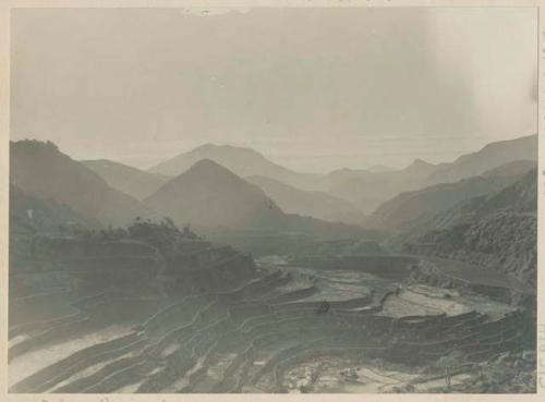 Banaue and surrounding terraces