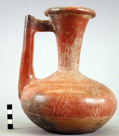 Pottery vessel