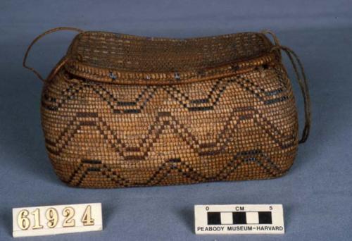 Treasure basket with cover