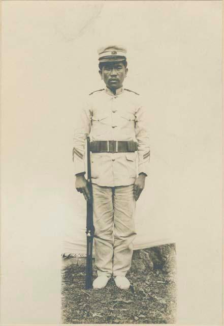 Bontoc Igorot constabulary soldier posed in uniform