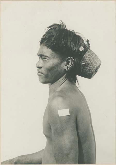 Bontoc Igorot warrior, profile