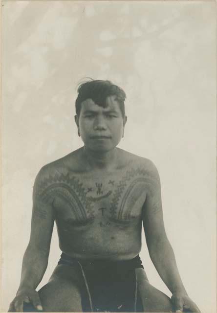 Bontoc Igorot man with tattoo