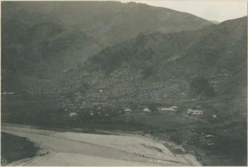 Town of Bontoc seen from the north