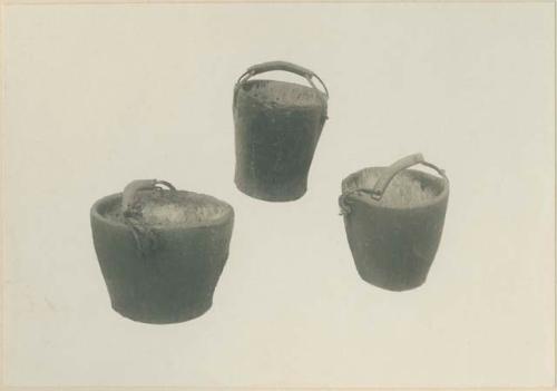 Buckets used for pine wood