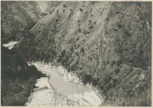 Agno River above Ambuklao