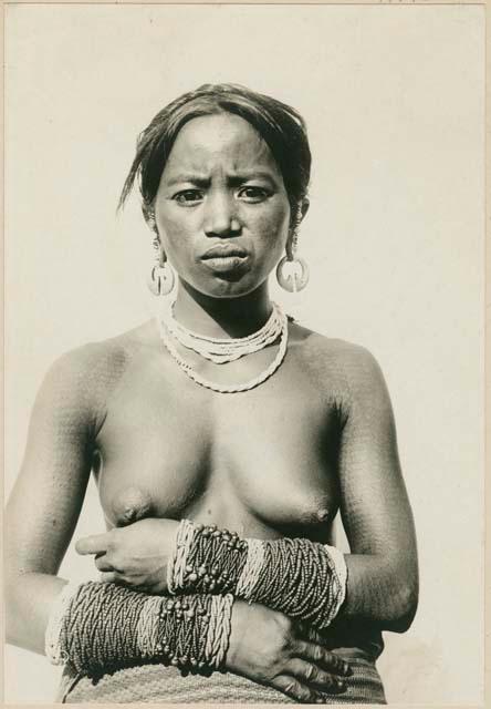 Posed Bontoc Igorot woman