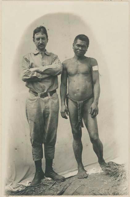 Igorot man of  Amuklao with Dr. David P. Barrows