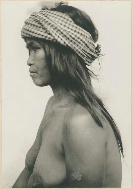 Igorot woman, profile