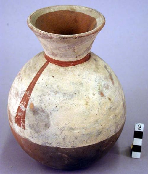 Vase, red and buff ware