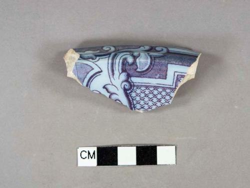 Rim of ironstone chamber pot, purple transfer-printed