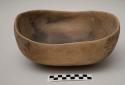 Cradle-shaped wooden bowl (10 1/4") ("imbehe")