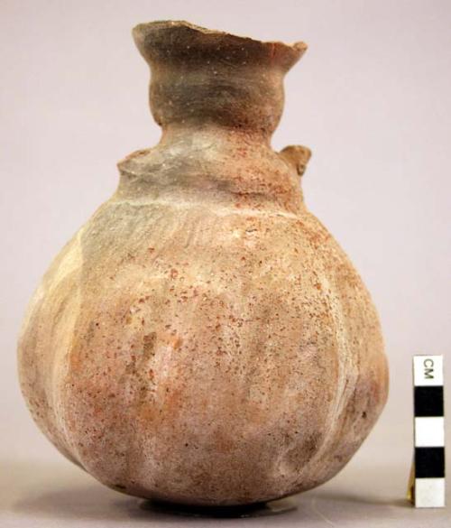 Pottery vase, red, grooved sides