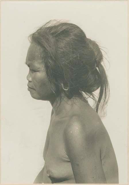 Profile of Mangyan woman