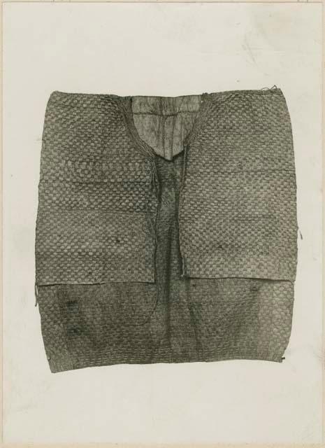 Shirt-like garment made from bark cloth