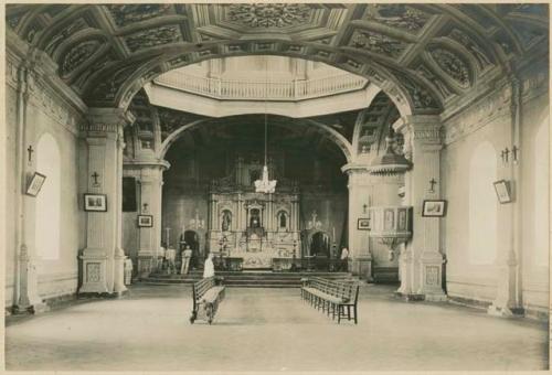 Church interior, Dumalag, Capiz