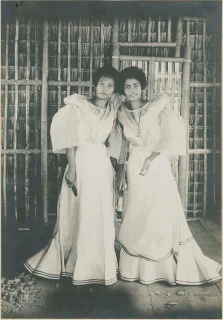 Two Visayan girls of Jamindan