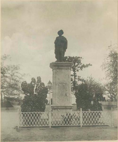 Monument to El Cano at Naval Station in Cavite