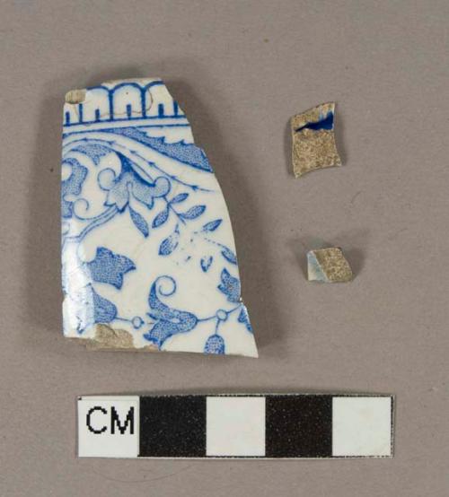 Blue on white transferprinted pearlware vessel body fragments